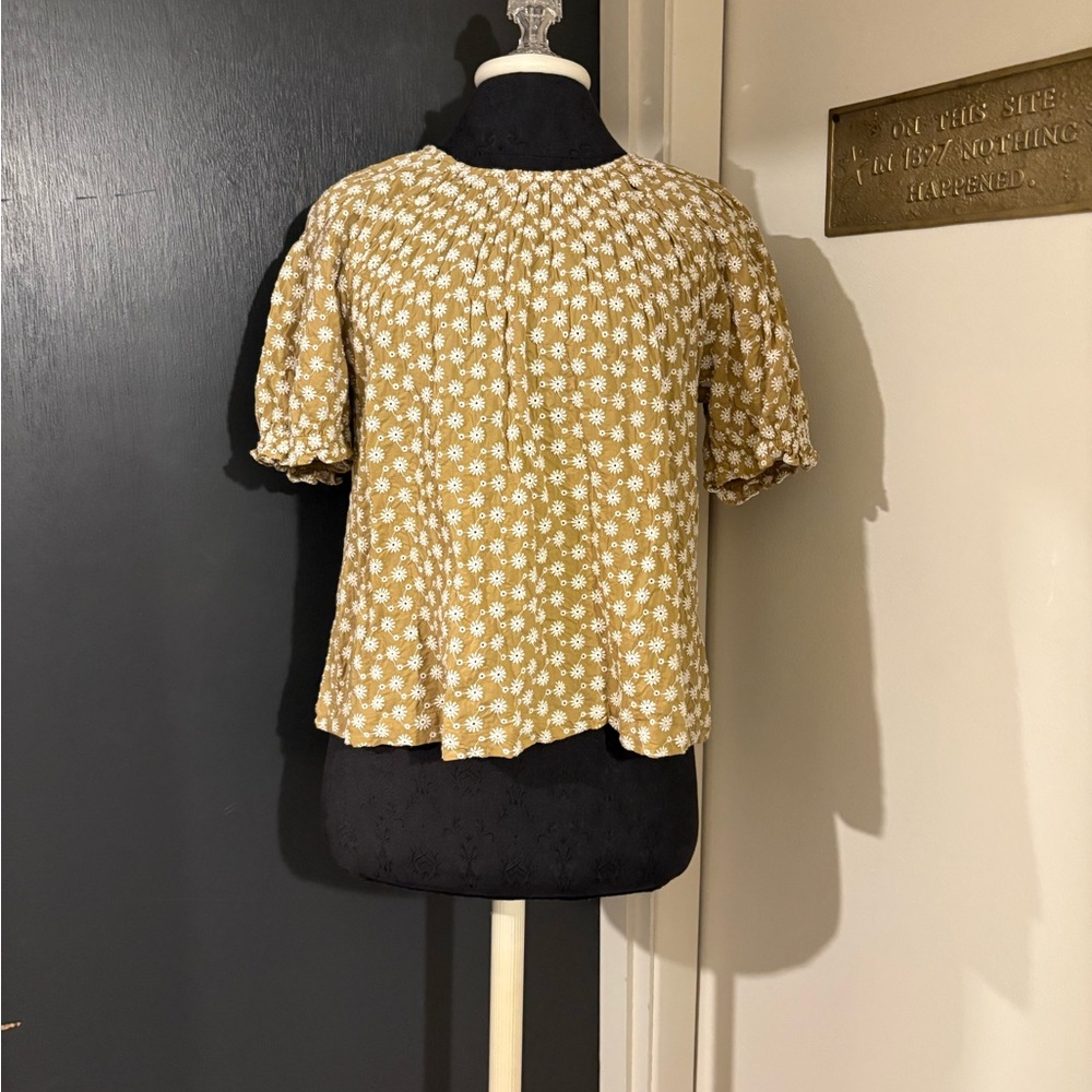 Madewell Mustard Yellow Daisy Print Short Sleeve Blouse